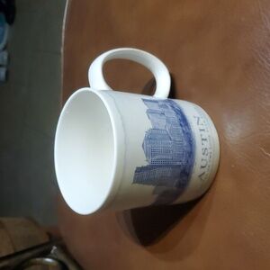 Starbucks Austin Architecture Mug 2006 Coffee Tea 18 fl.oz. Texas
